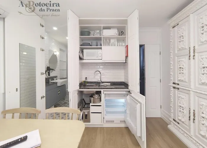 A Botoeira Da Praca 4*