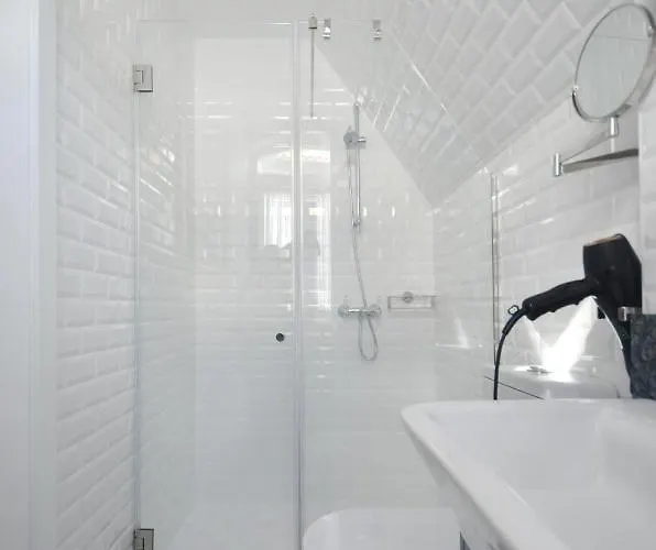 A Botoeira Da Praca 4*