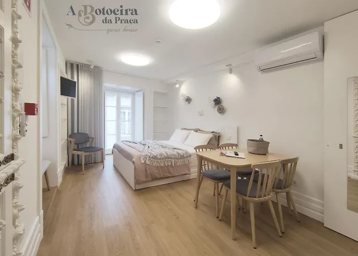 A Botoeira Da Praca ゲストハウス