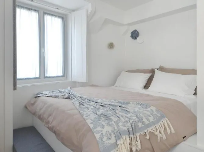 ゲストハウス A Botoeira Da Praca ビアナドカステロ